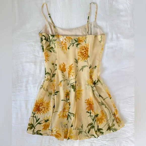 Reformation Yellow floral Pleated Dress - Picture 3 of 7